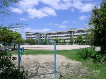 千成小学校