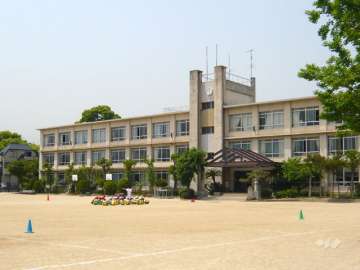 稲野小学校