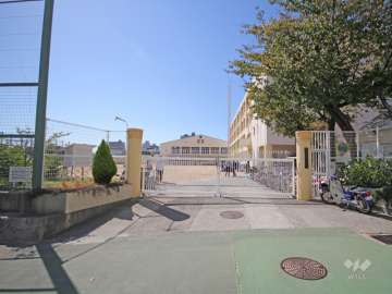 西灘小学校