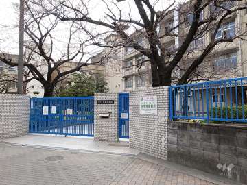 豊新小学校