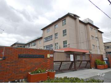 三宅柳田小学校