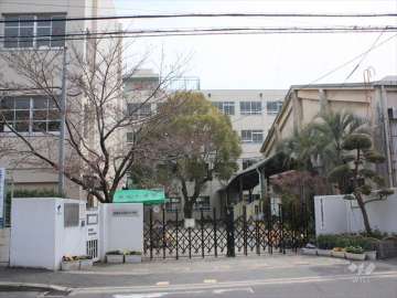 清水小学校