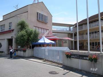 摂津ひかりにこにこ保育園