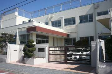 御器所小学校