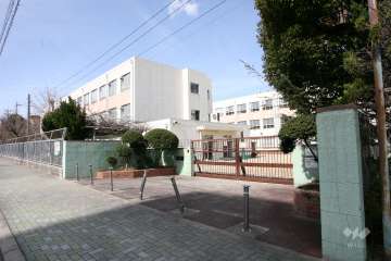 長根台小学校