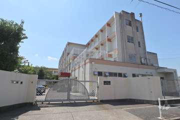 中村小学校