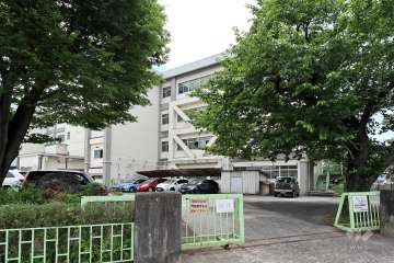 鳥居松小学校