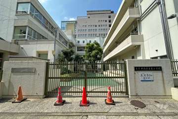 芝小学校