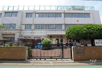 鷹番小学校