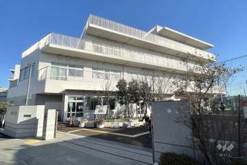 鹿浜五色桜小学校