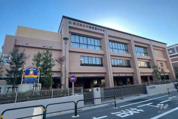 千寿青葉中学校