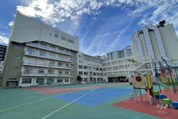 久松小学校