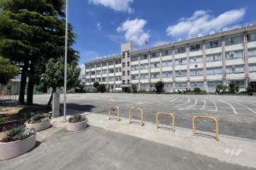 葛飾小学校