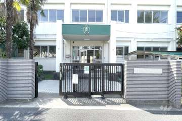 奥戸小学校