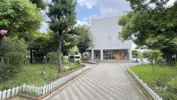 上小松小学校