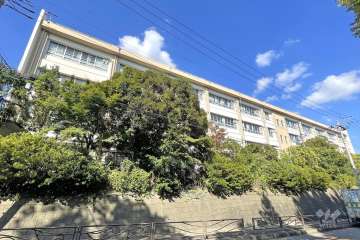 南生田小学校