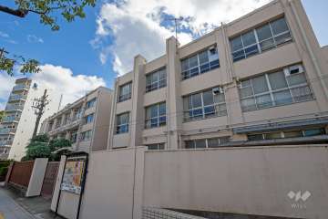 天王寺小学校