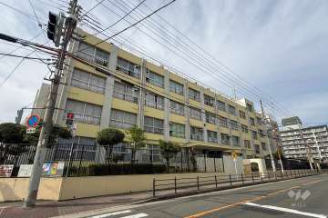 鯰江東小学校