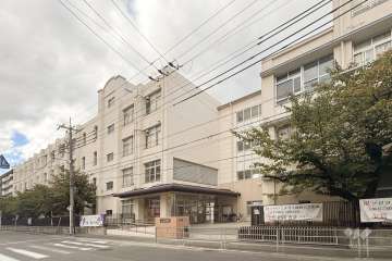 城陽中学校