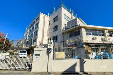 平和の森小学校