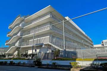 令和小学校