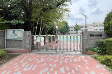 要小学校
