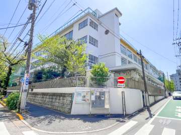 西巣鴨中学校