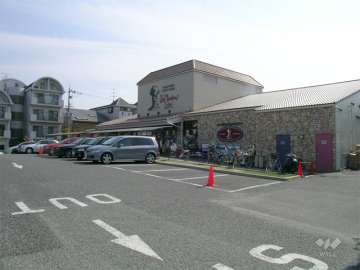 シェフカワカミ 桜塚店