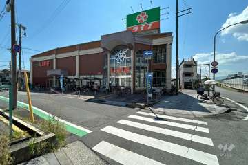 ライフ 武庫川店