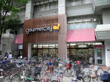 ダイエー 江坂駅前店