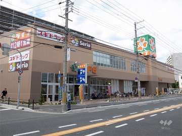ライフ 岸部店