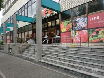 ライフ 御影店