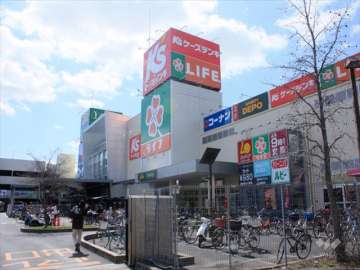 ライフ 高槻城西店