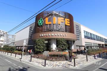 ライフ 桜新町店