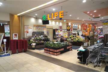 ライフ 京急蒲田駅前店