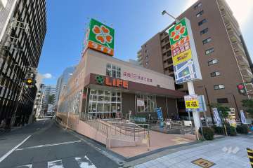 ライフ 土佐堀店