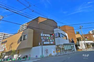 万代 フレスポ阿波座店