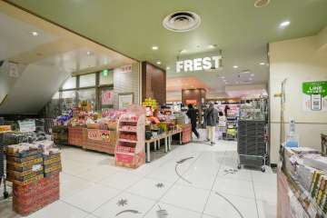 フレスト 天満橋店