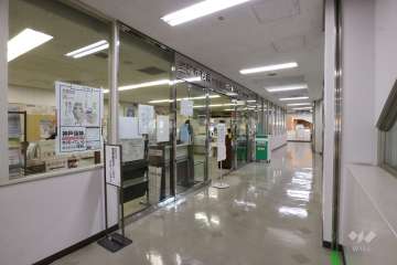 宝塚駅前サービスステーション