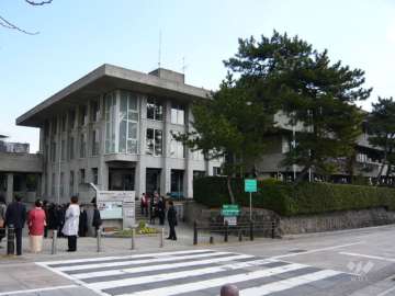 芦屋市民センター