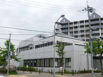 高須分室(図書館)