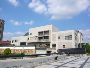 中央図書館