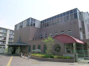 東豊中図書館