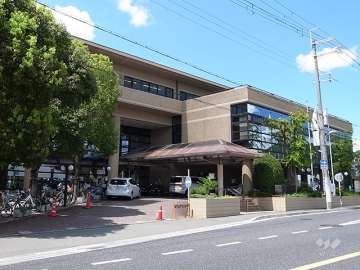 山本南分室(図書館)