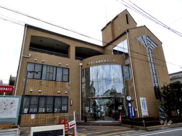 摂津市立鳥飼図書センター