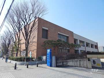 茨木市立中央図書館