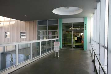 東図書館