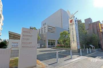 熱田区区役所・図書館・熱田文化小劇場