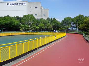 ローラースケート場