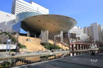 神戸ファッションプラザ